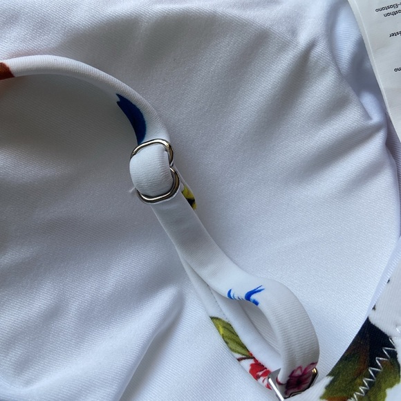 Cupshe One-Piece Swimsuit - Picture 7 of 10